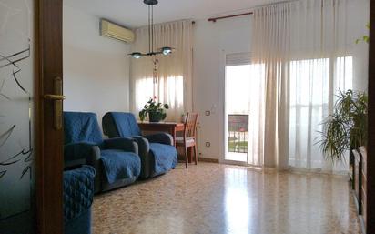 Living room of Flat for sale in Sabadell  with Air Conditioner, Heating and Terrace