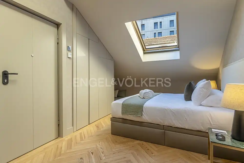 Bedroom of Flat for rent in Madrid  with Air Conditioner, Heating and Furnished