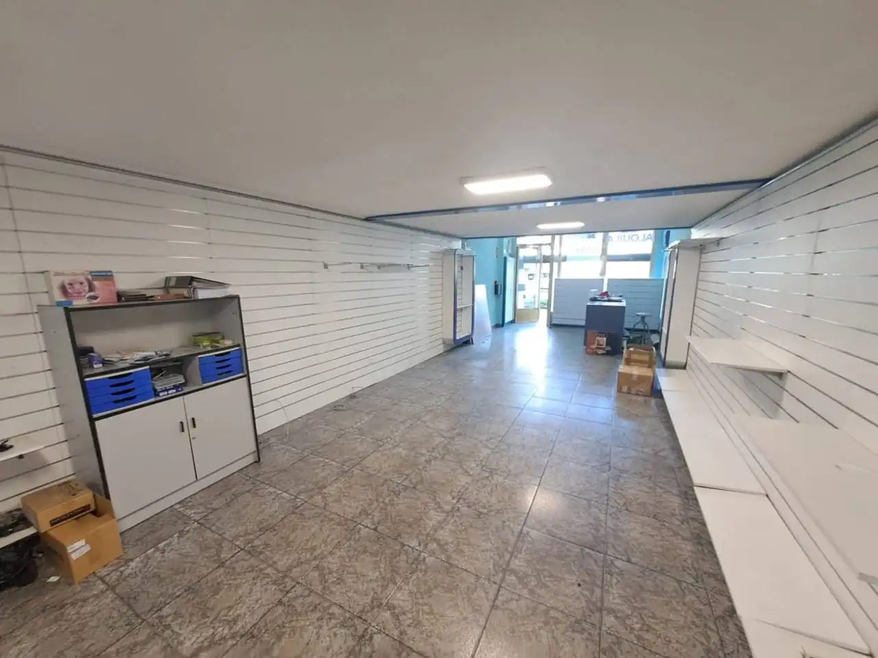 Local comercial en venta en Avenida CANTABRIA, imagen 6