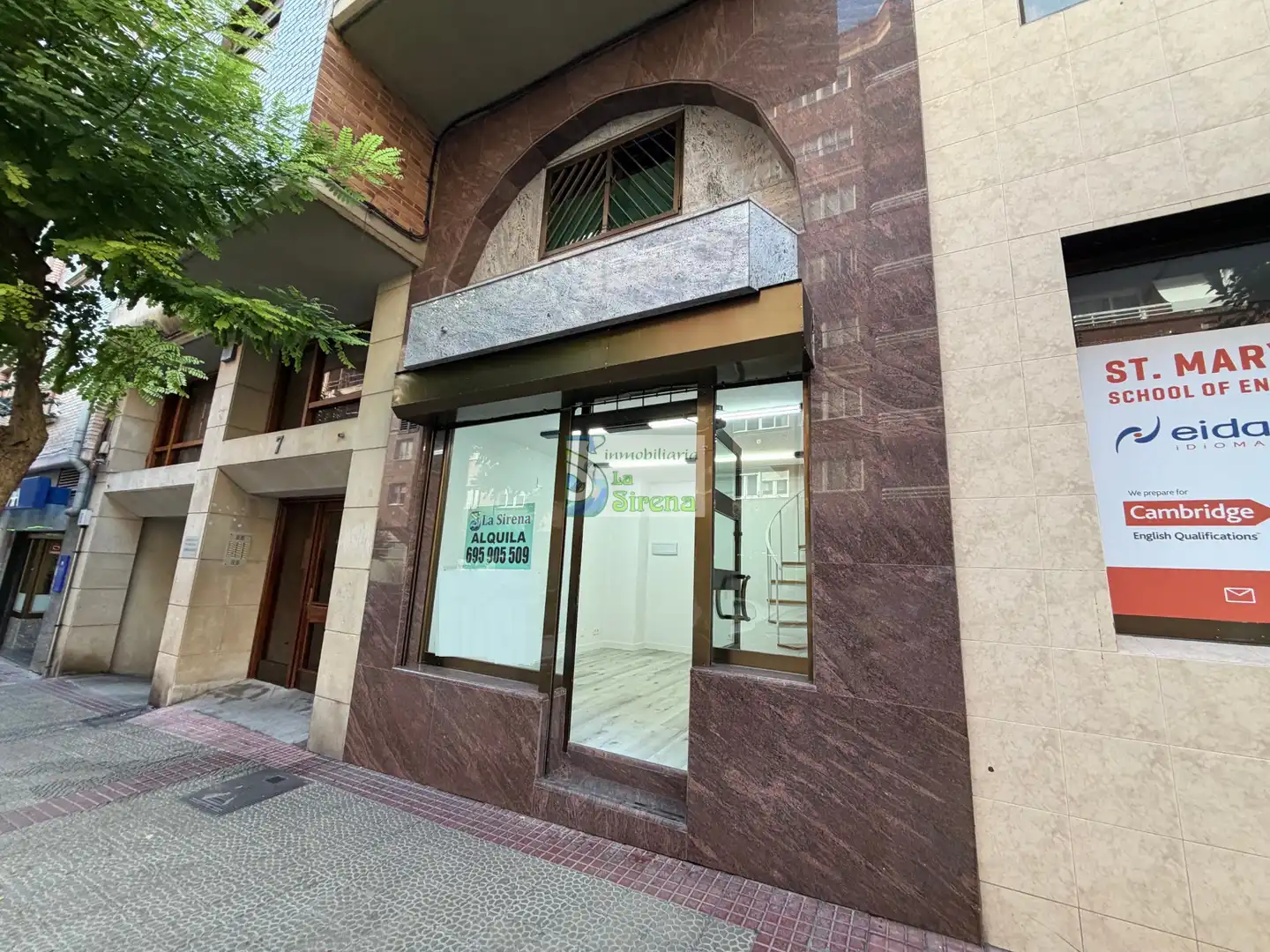 Locale commerciale in affitto a Calle Eladio Laredo 7, imagen 3