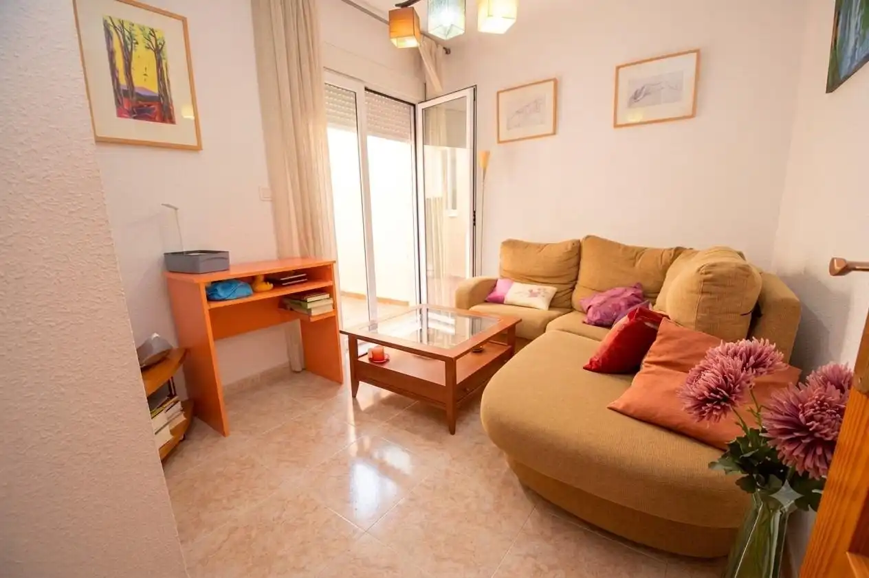 Sala d'estar de Pis en venda en El Ejido amb Aire condicionat, Terrassa i Traster