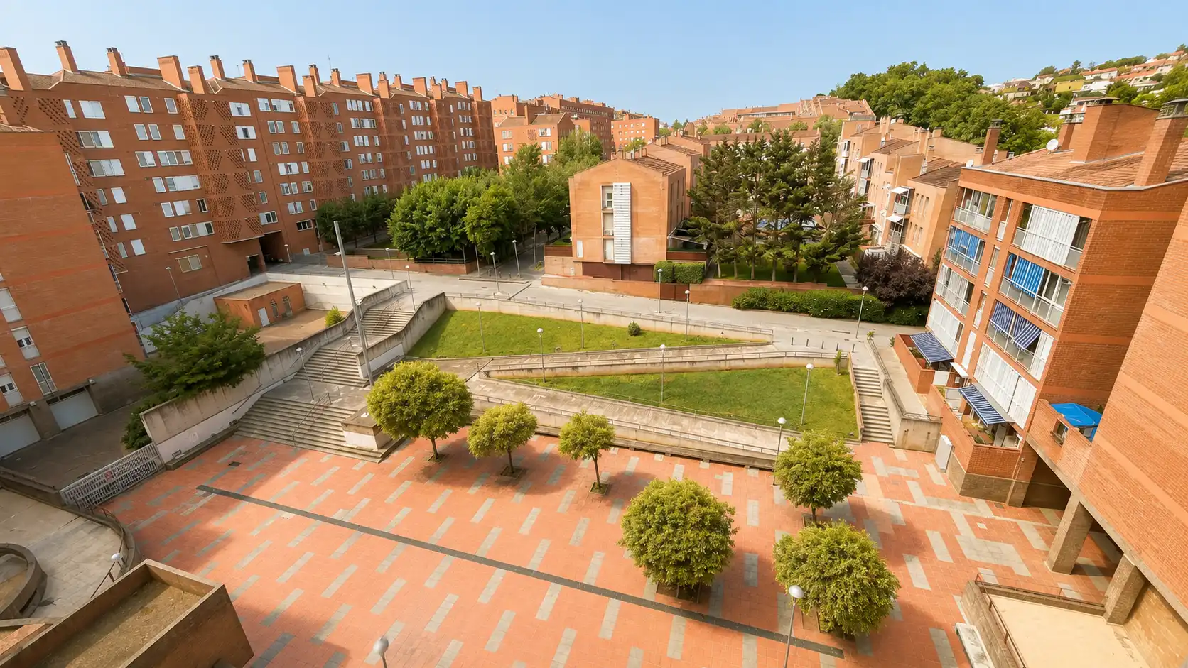 Vista exterior de Piso en venta en Cerdanyola del Vallès con Aire acondicionado, Calefacción y Balcón