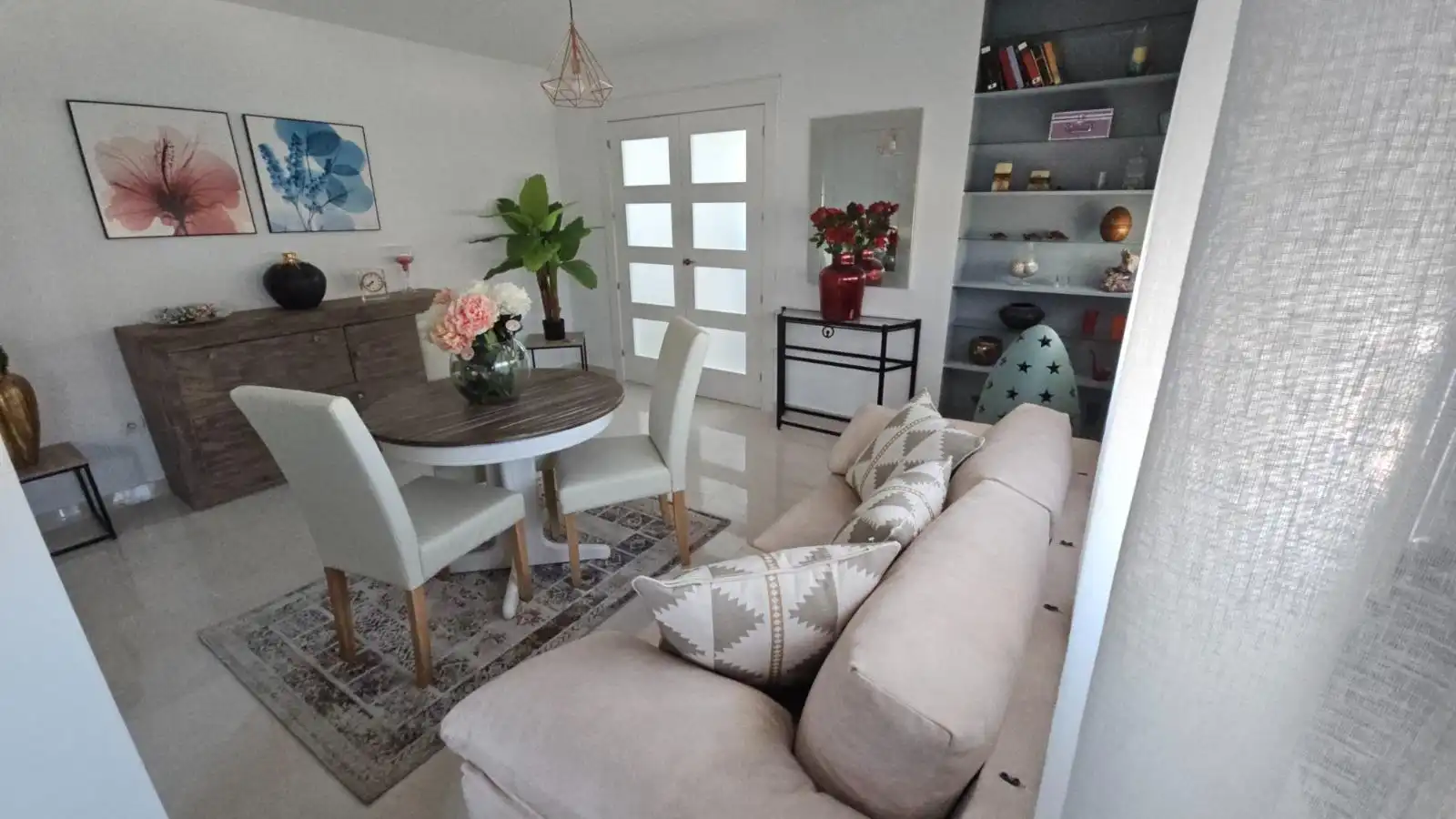 Sala de estar de Piso en venta en Roquetas de Mar con Aire acondicionado, Calefacción y Terraza