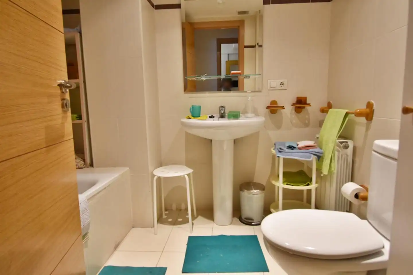 Baño de Planta baja en venta en Olmedo con Calefacción y Trastero