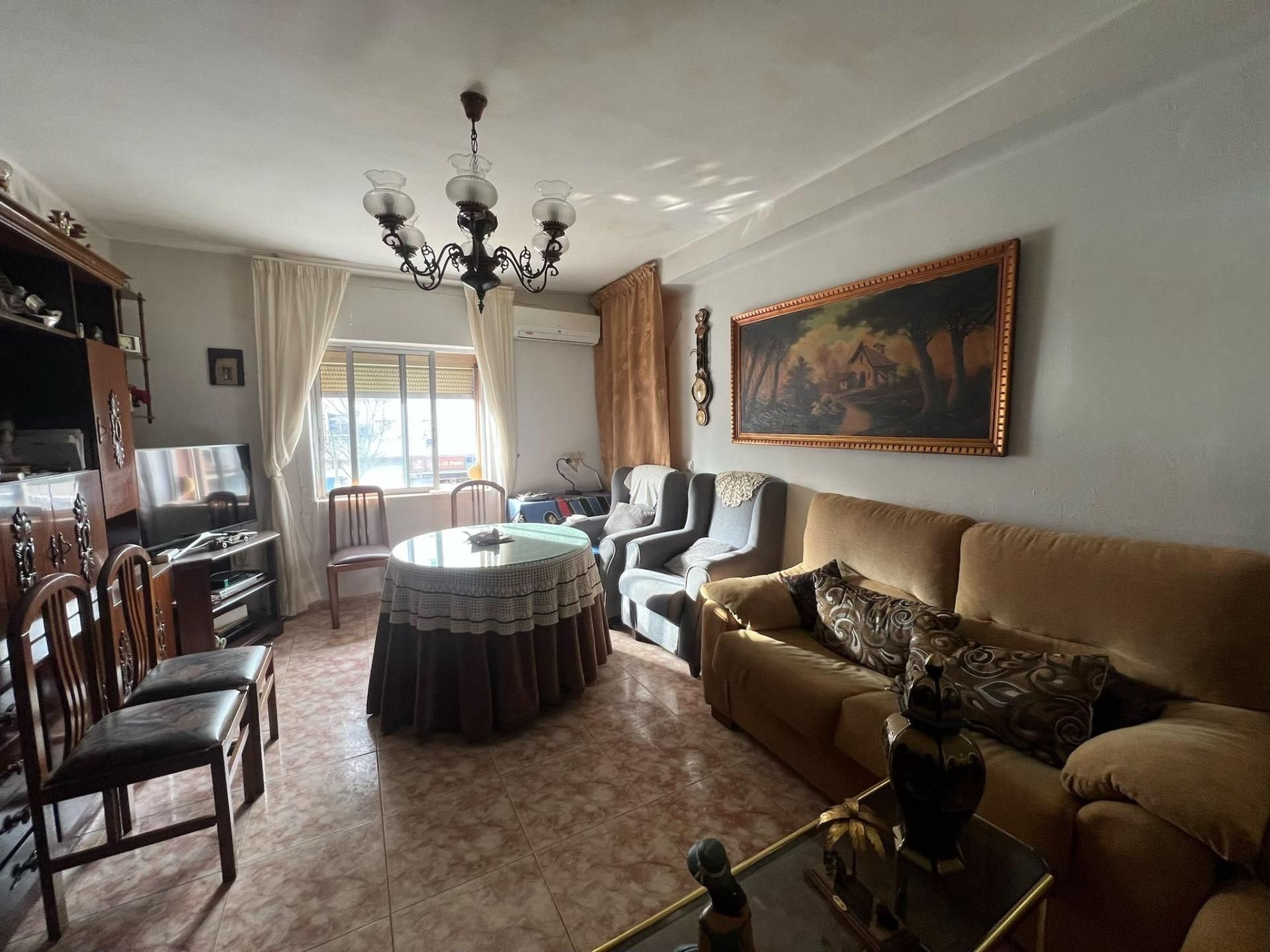 Sala d'estar de Pis en venda en Cáceres Capital