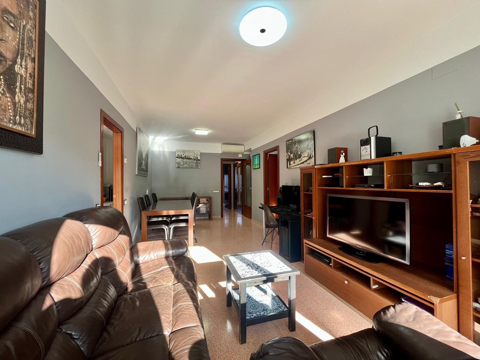 Living room of Apartment for sale in Badalona  with Air Conditioner, Heating and Terrace