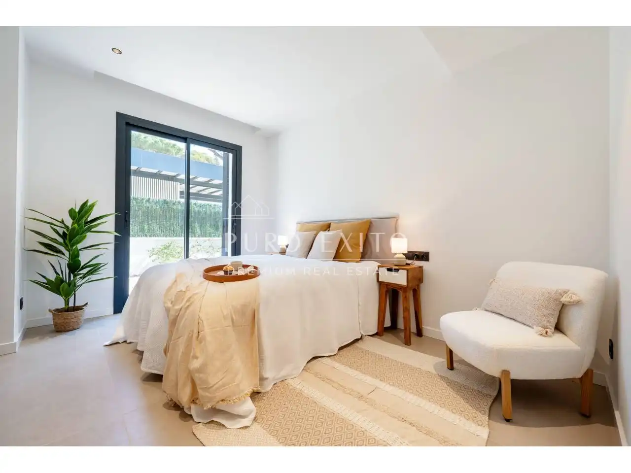 Bedroom of Houses for sale in Cambrils  with Air Conditioner, Private garden and Terrace