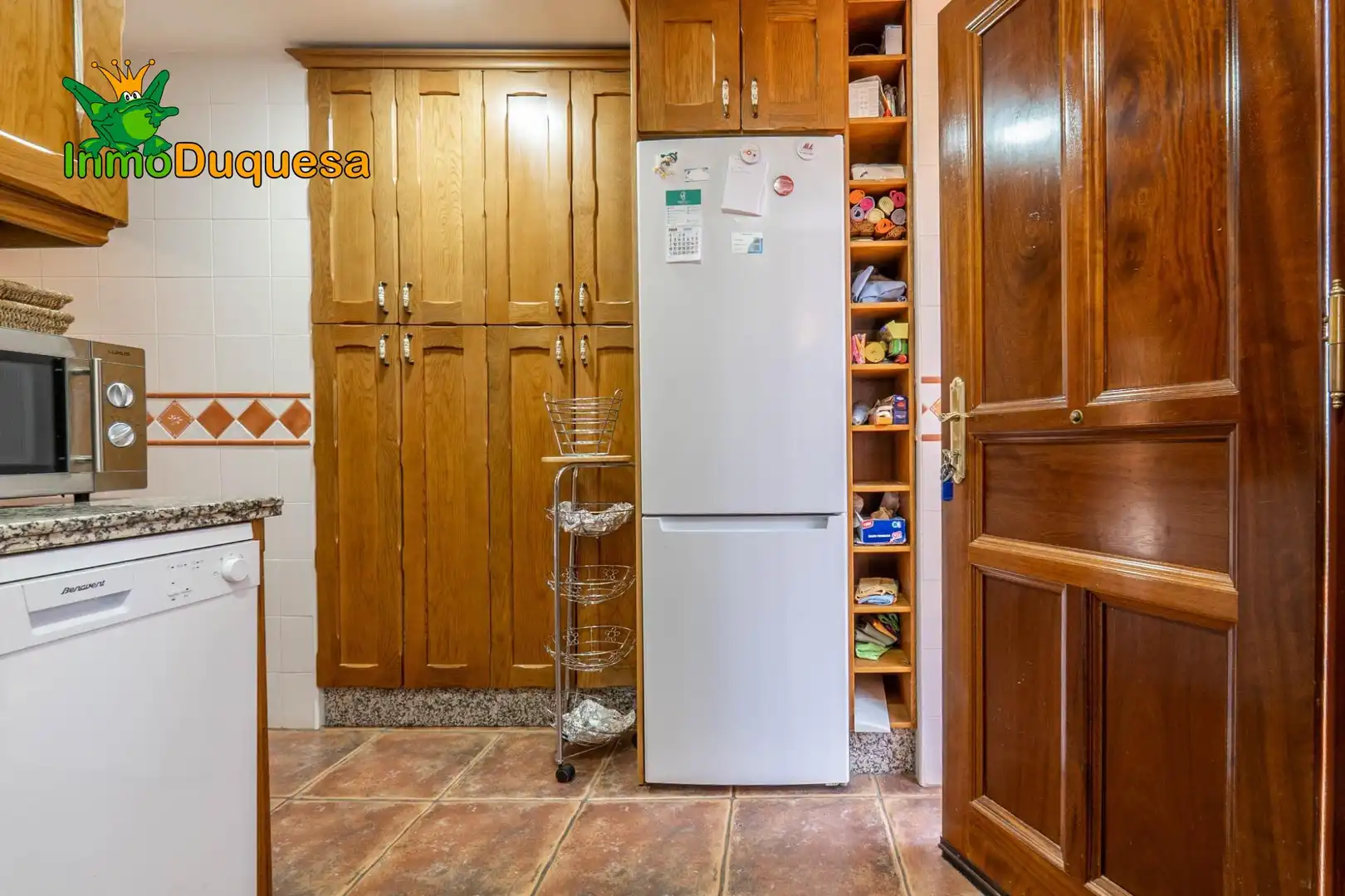 Cuina de Casa o xalet en venda en La Zubia amb Calefacció, Jardí privat i Terrassa