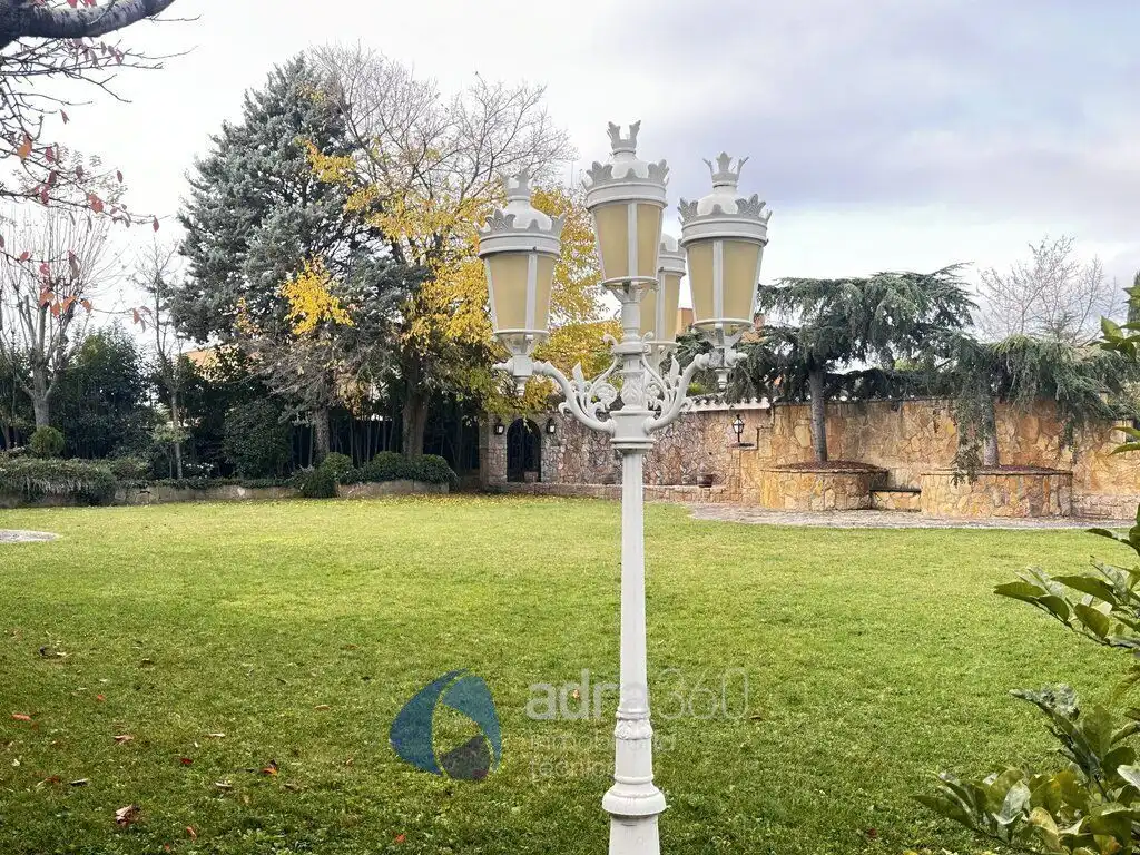 Garden of Houses for sale in Lardero  with Air Conditioner, Heating and Private garden