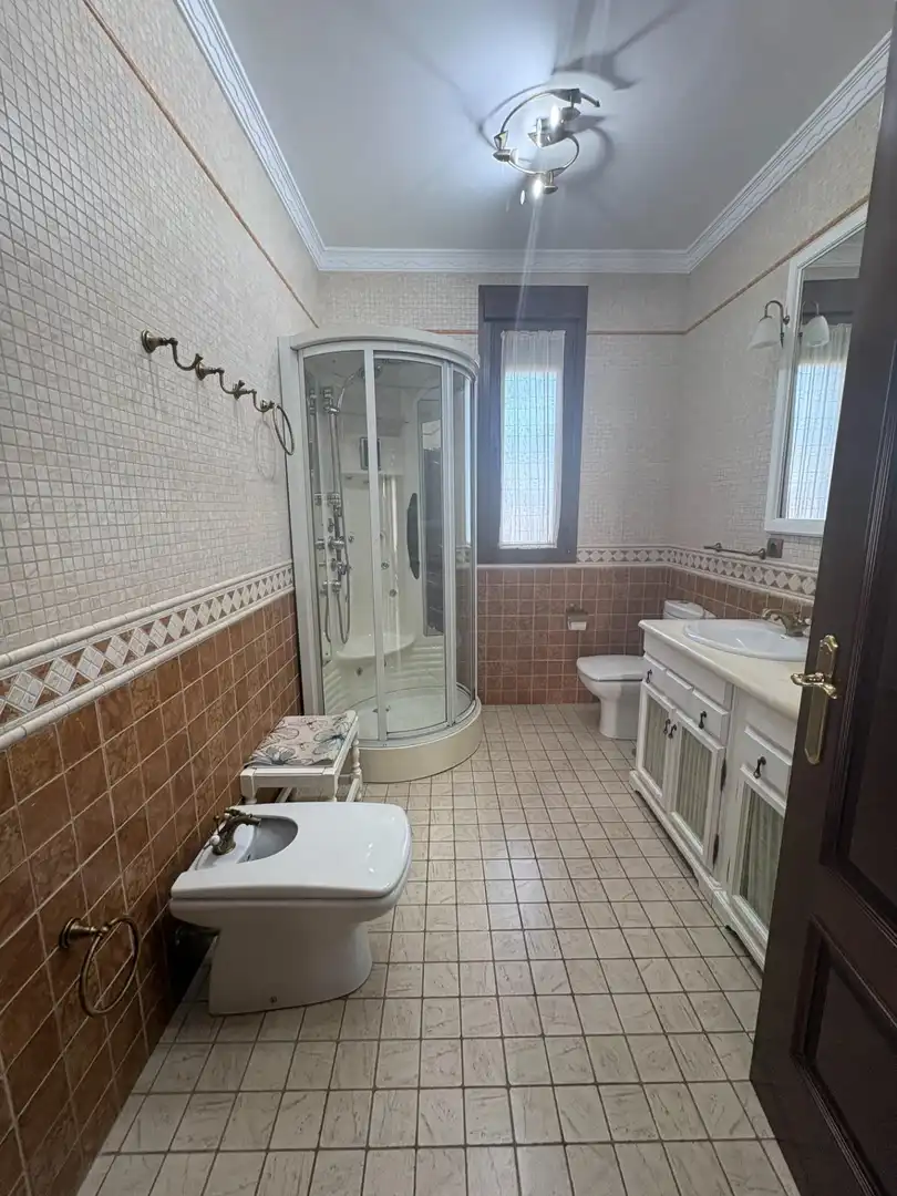 Bany de Casa o xalet en venda en Mairena del Alcor