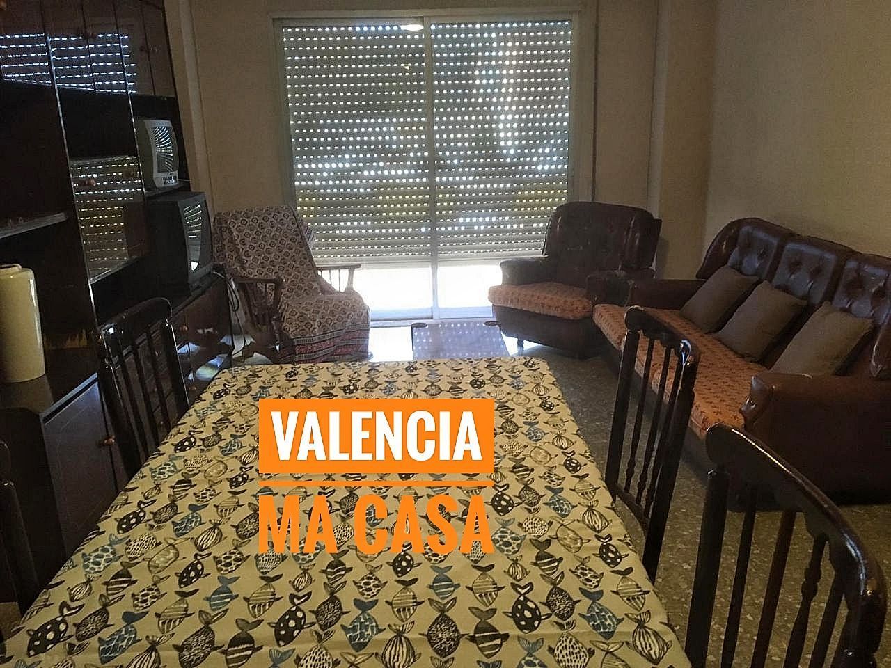 Exterior view of Flat to rent in  Valencia Capital  with Air Conditioner, Heating and Terrace