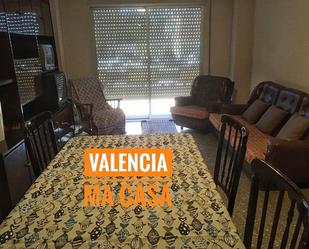 Exterior view of Flat to rent in  Valencia Capital  with Air Conditioner, Terrace and Balcony