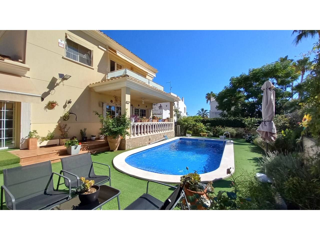 Exterior view of House or chalet for sale in Cunit  with Air Conditioner, Heating and Private garden