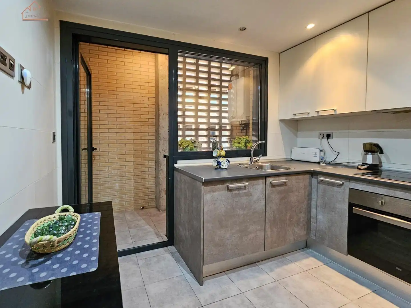 Piso con terraza en venta en Calle URGEL, imagen 4