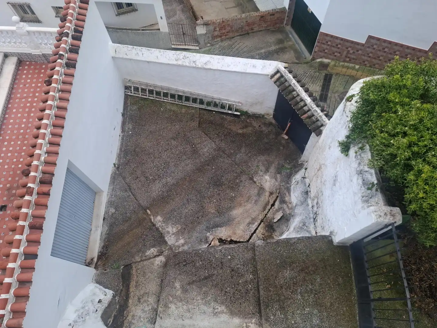 Vista exterior de Casa o xalet en venda en Tolox amb Terrassa