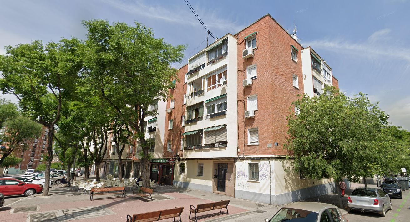 Vista exterior de Piso en venta en  Madrid Capital