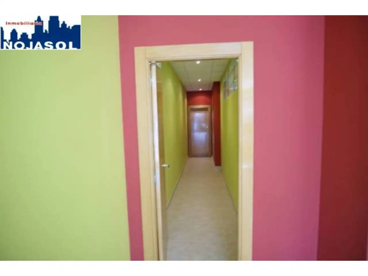 Büro zum Verkauf in Bareyo