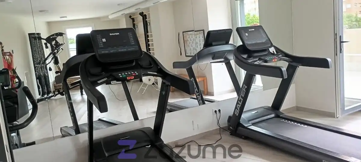 Flat for rent in Valencia  with Air Conditioner, Private garden and Terrace