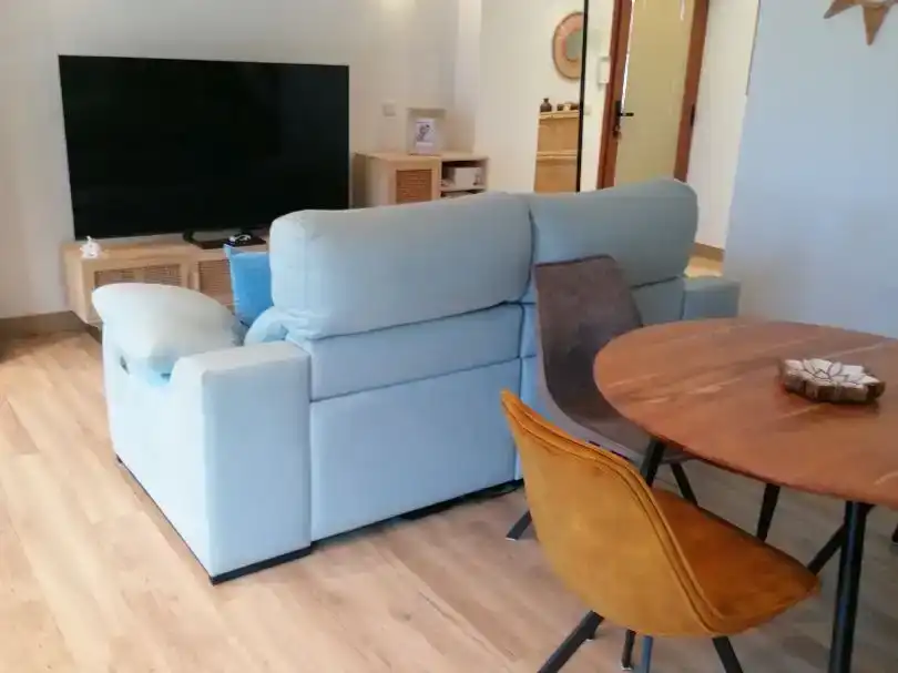 Sala d'estar de Casa o xalet en venda en La Nucia amb Aire condicionat, Parquet i Piscina