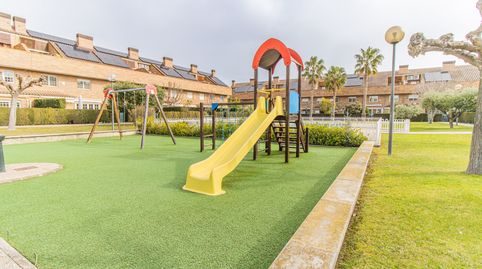 Foto 2 de Casa adosada en venta en Calle Ibon de Ordiceto, Miralbueno, Zaragoza Capital