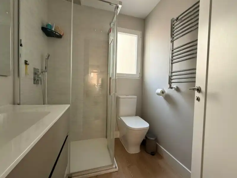 Bathroom of Flat for sale in Valladolid  with Heating and Storage room