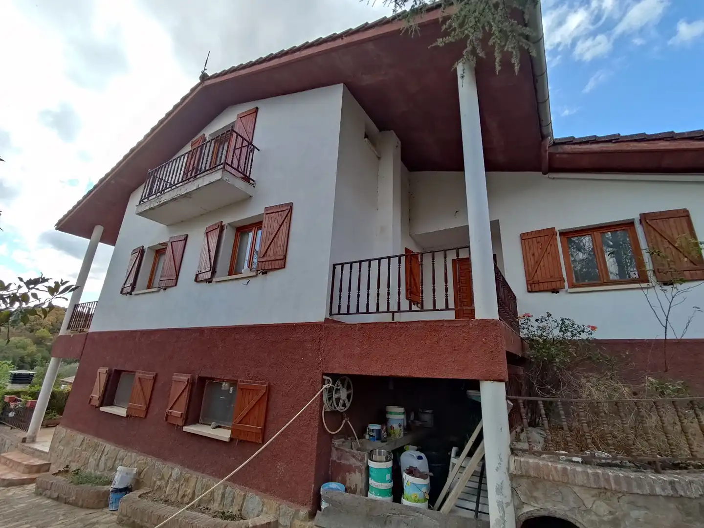Vista exterior de Casa o xalet en venda en Iruña Oka / Iruña de Oca amb Jardí privat, Traster i Piscina