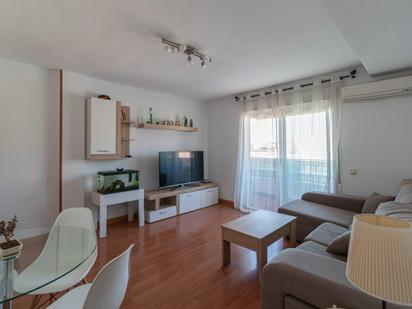 Living room of Flat for sale in Churriana de la Vega  with Heating, Terrace and Storage room