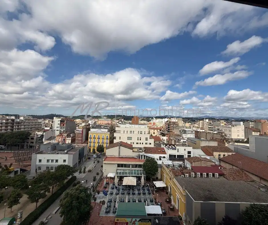 Vista exterior de Piso en venta en Granollers con Aire acondicionado, Calefacción y Trastero