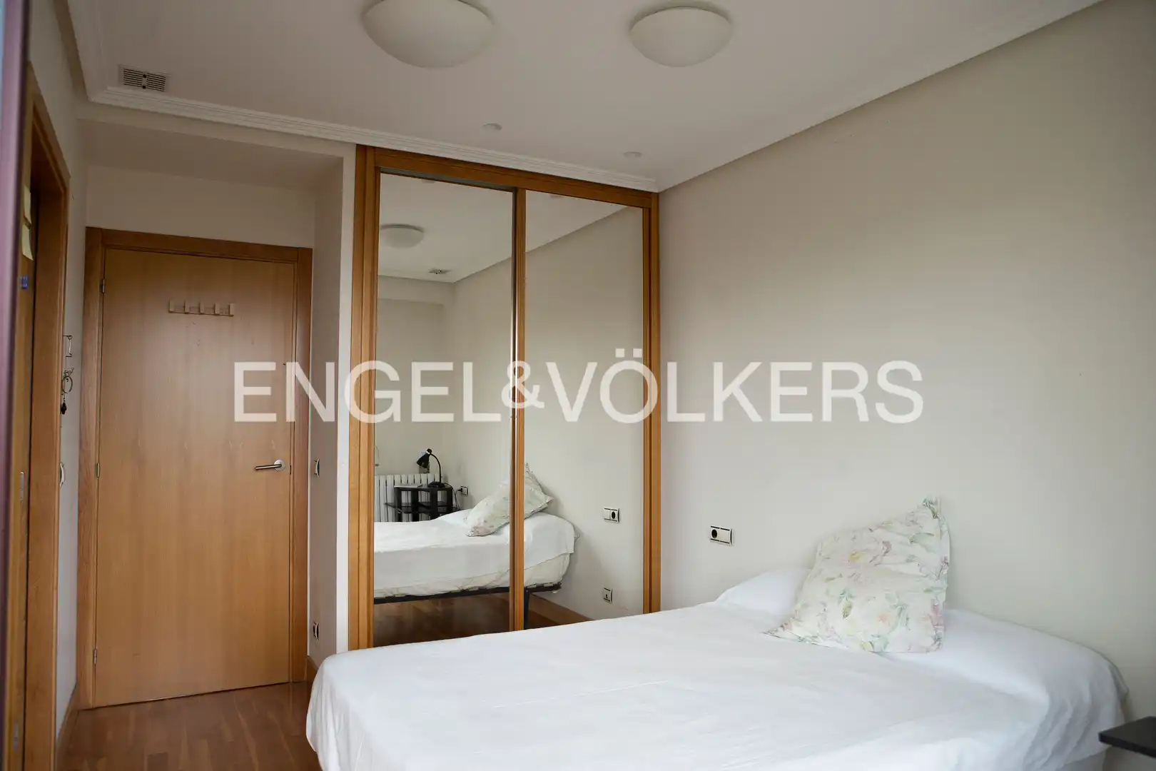 Flat for rent in Manuel Vázquez Montalbán Kalea, Aiete