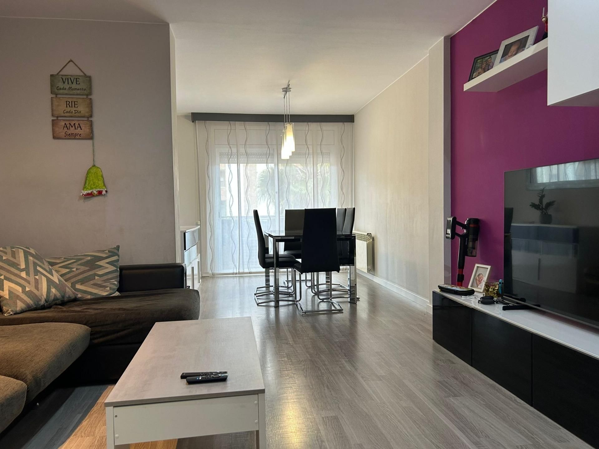 Living room of Flat for sale in Terrassa  with Heating, Terrace and Balcony