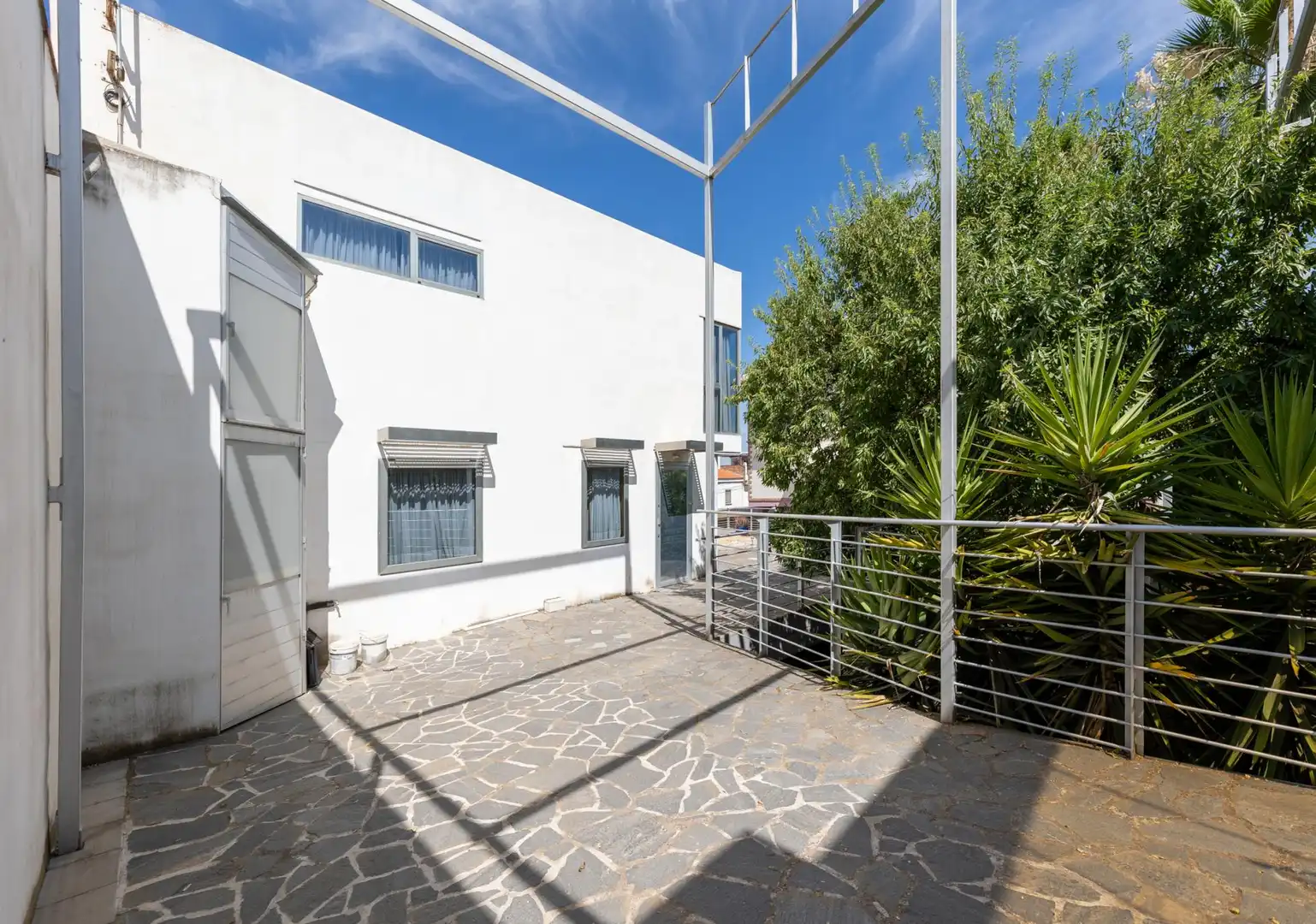 Exterior view of Houses for sale in Granada