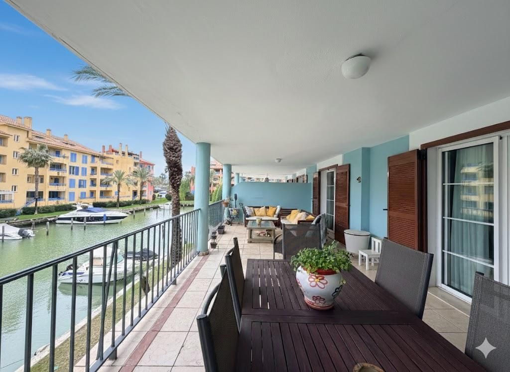 Terrace of Apartment for sale in Sotogrande  with Air Conditioner, Terrace and Community pool