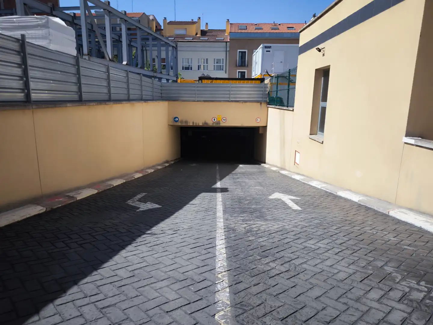 Parkplatz von Garage zum Verkauf in Valladolid