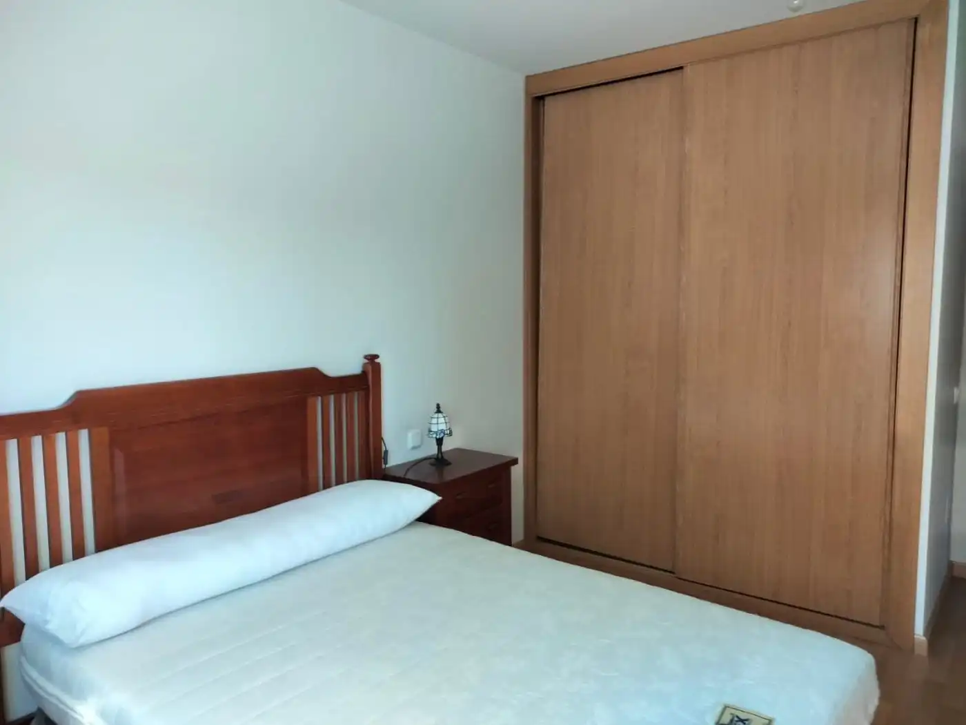Habitación de Piso en venta en Valderas con Parquet, Amueblado y TV