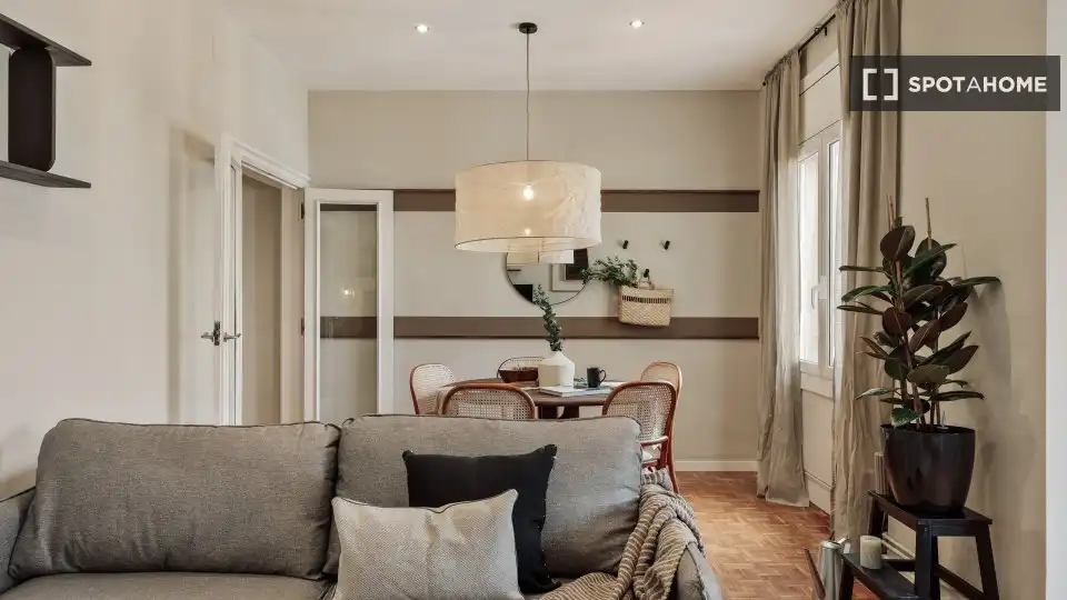 Sala de estar de Piso de alquiler en Barcelona con Aire acondicionado, Calefacción y Amueblado
