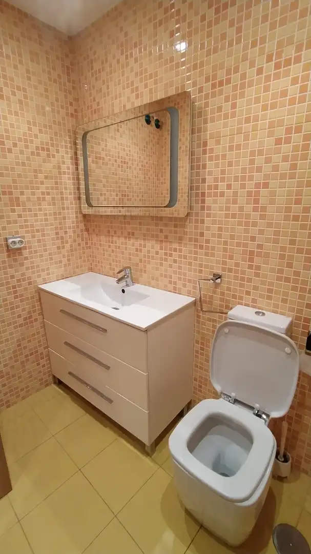 Baño de Apartamento en venta en Santander con Calefacción, Jardín privado y Terraza