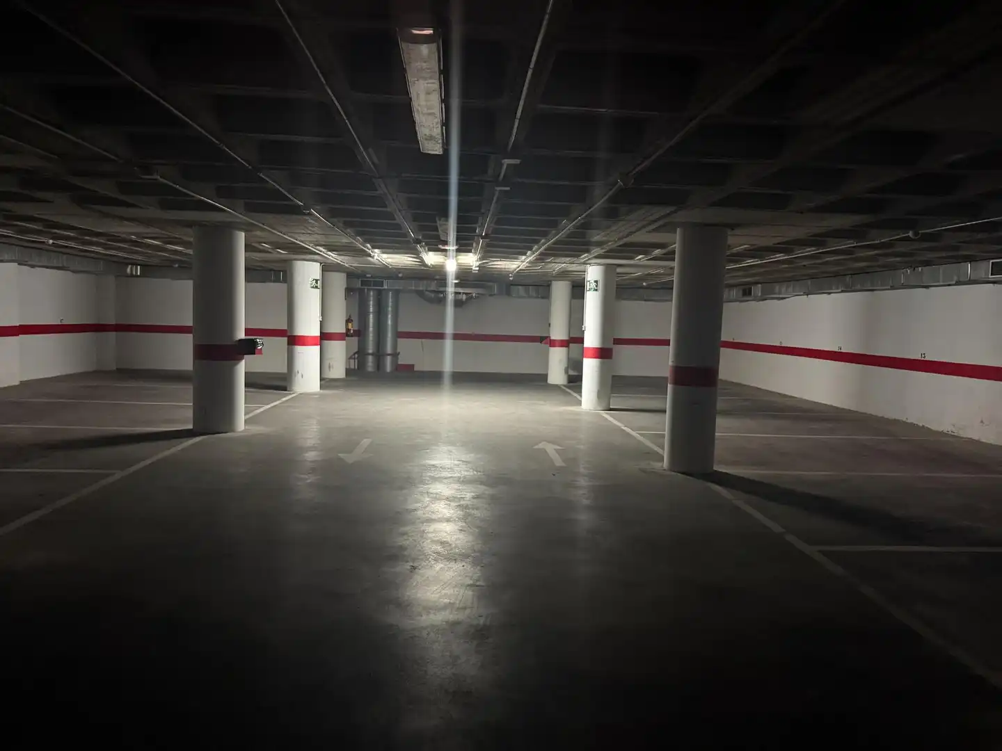 Einzelparkplatz zum Verkauf in Nueva Andalucía, imagen 4