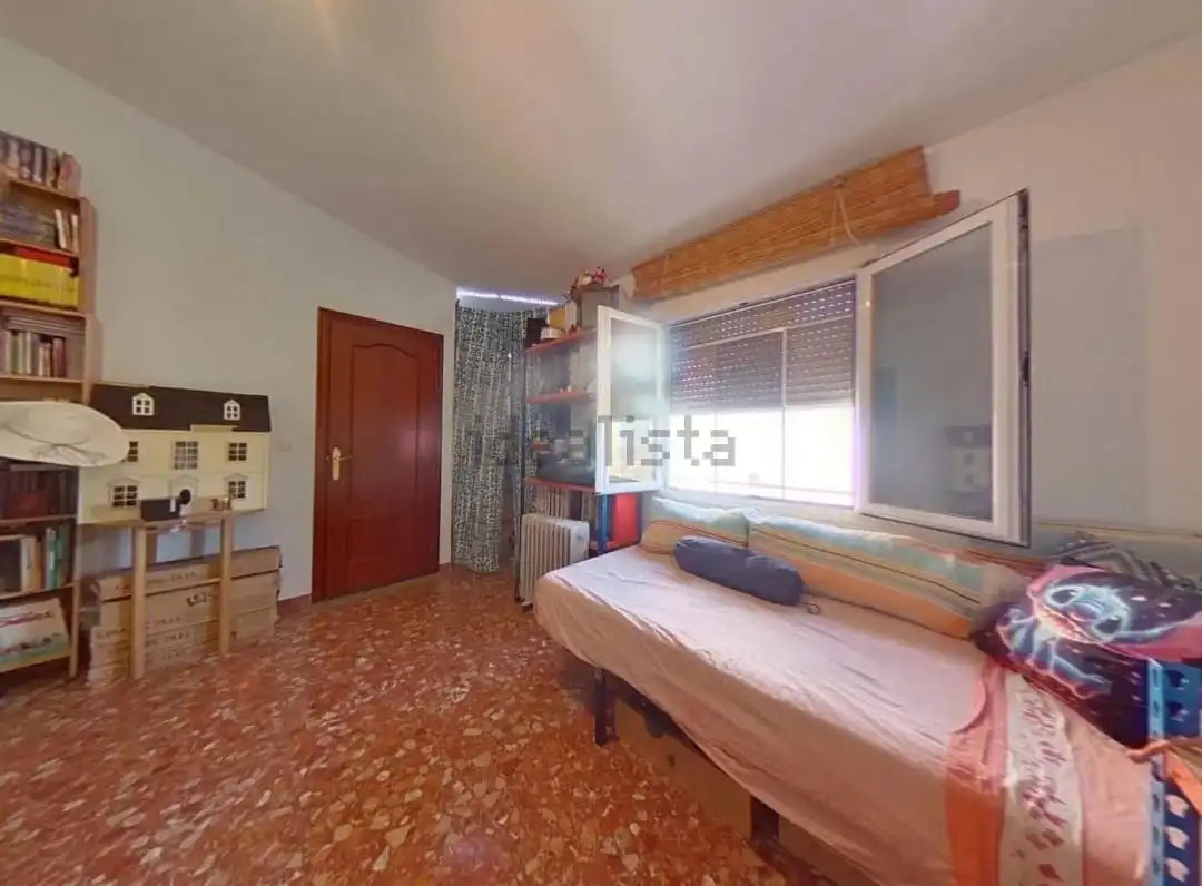 Habitación de Casa adosada en venta en Villafranca de Córdoba con Aire acondicionado, Trastero y Horno