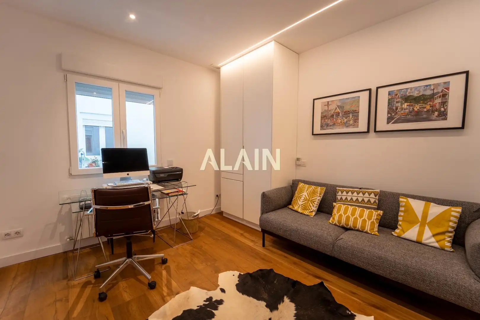 Sala d'estar de Pis en venda en Valencia amb Aire condicionat, Calefacció i Parquet