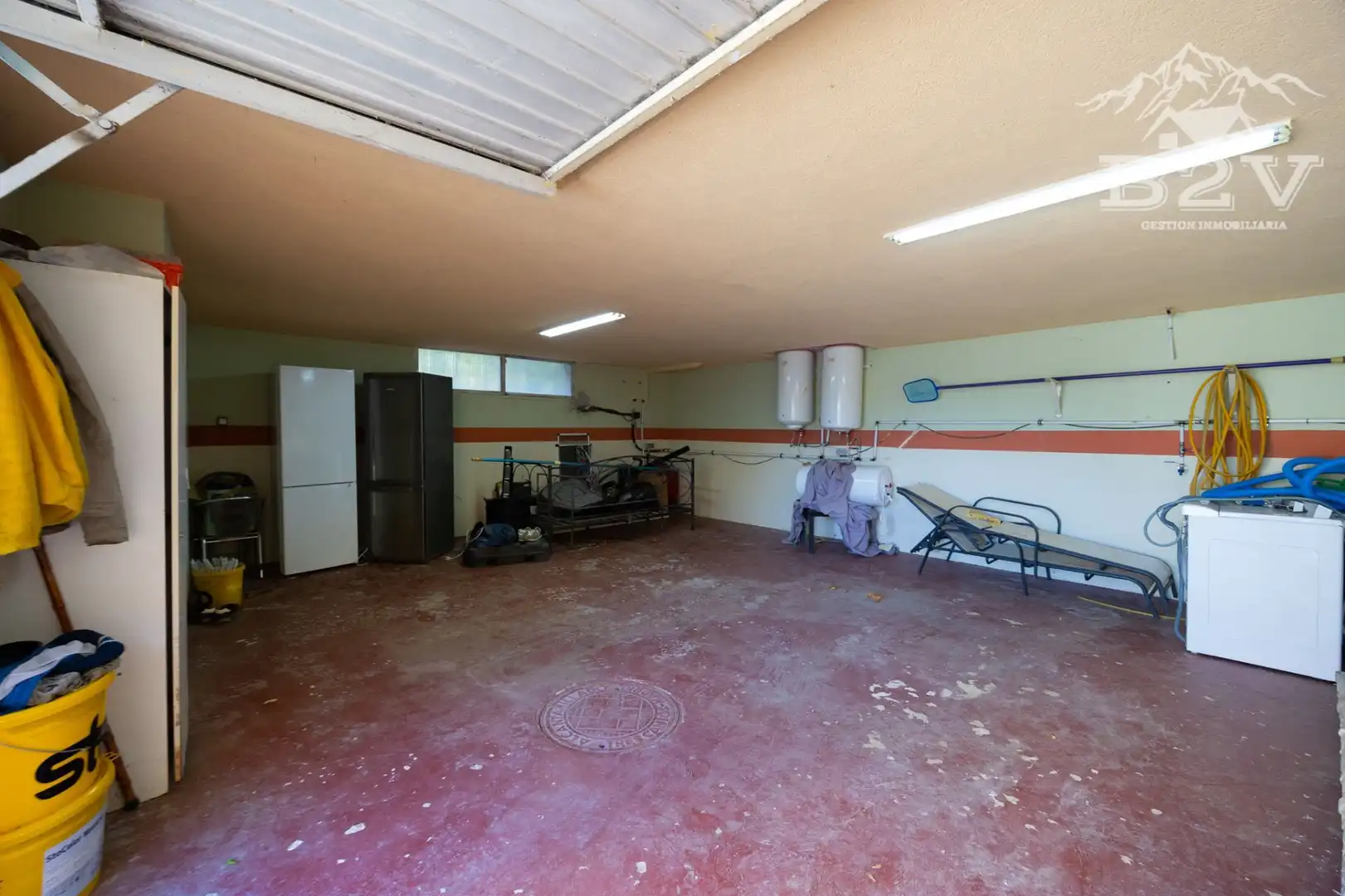 Houses for sale in Navalafuente  with Air Conditioner, Heating and Private garden