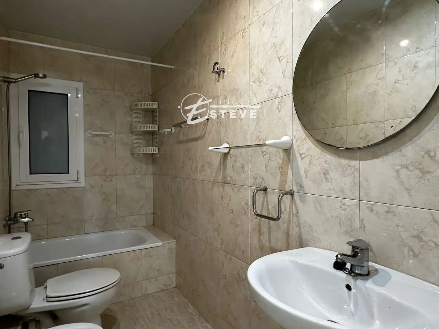 Badezimmer von Wohnung zum Verkauf in Calafell mit Terrasse und Abstellraum