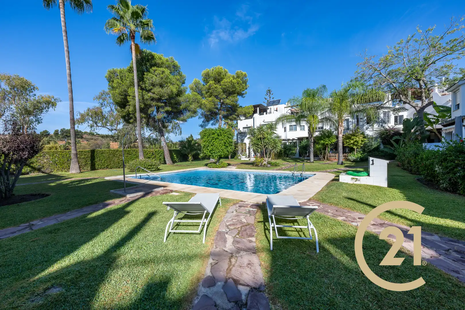 Jardín de Casa adosada en venta en Marbella con Aire acondicionado, Terraza y Piscina comunitaria