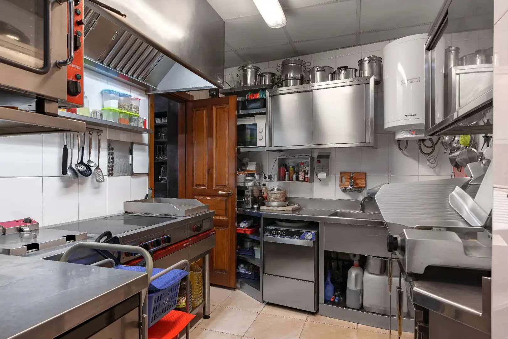 Cocina de Local en venta en Tolosa con Aire acondicionado y Amueblado