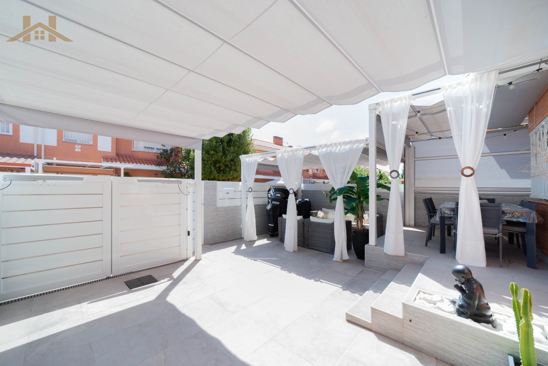 Terrace of Single-family semi-detached for sale in Griñón  with Air Conditioner, Heating and Private garden