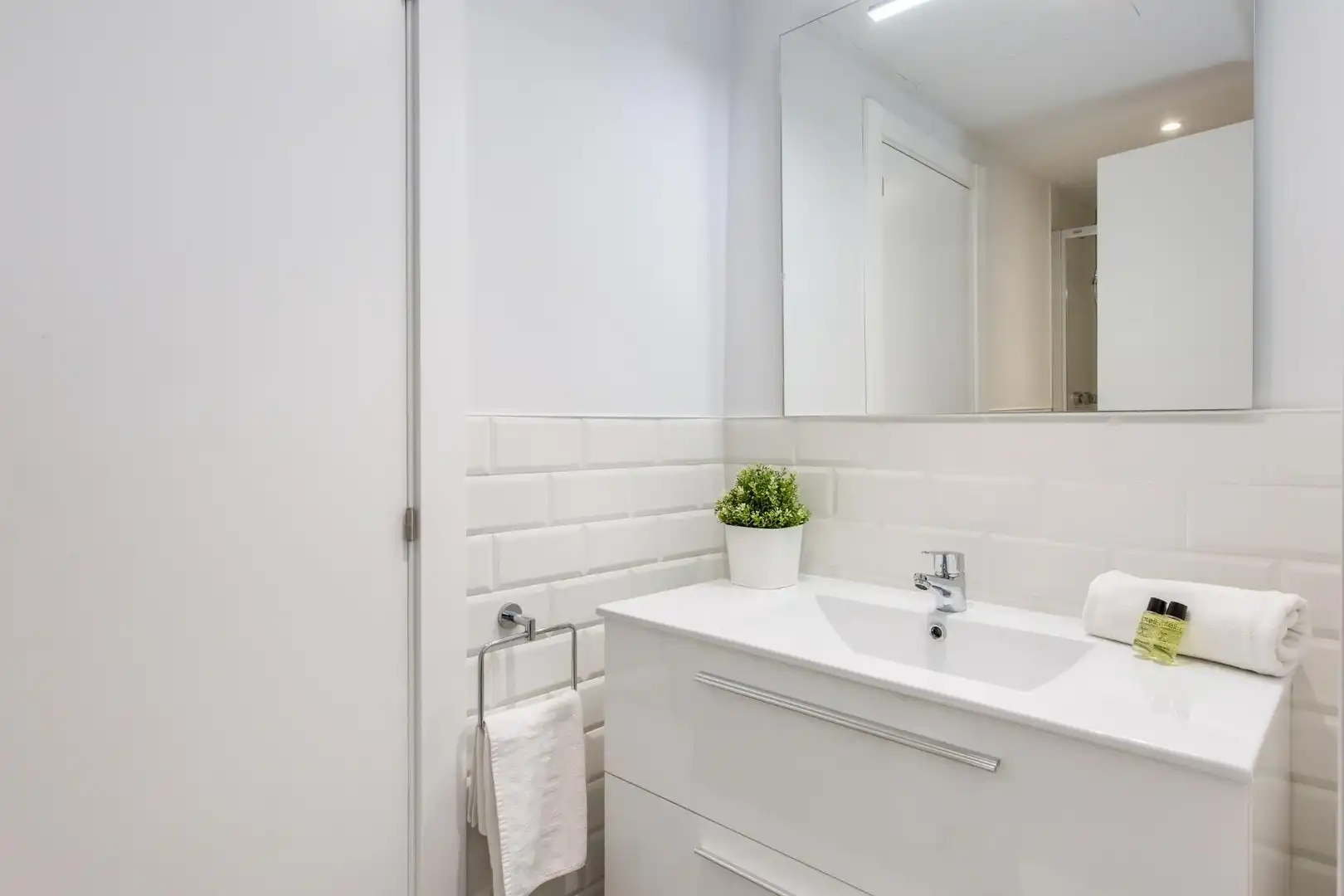 Bathroom of Apartments for rent in Carme - Vistalegre