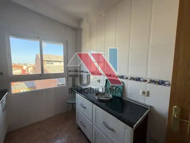Cocina de Piso en venta en Fuensalida con Terraza, Horno y Lavadora