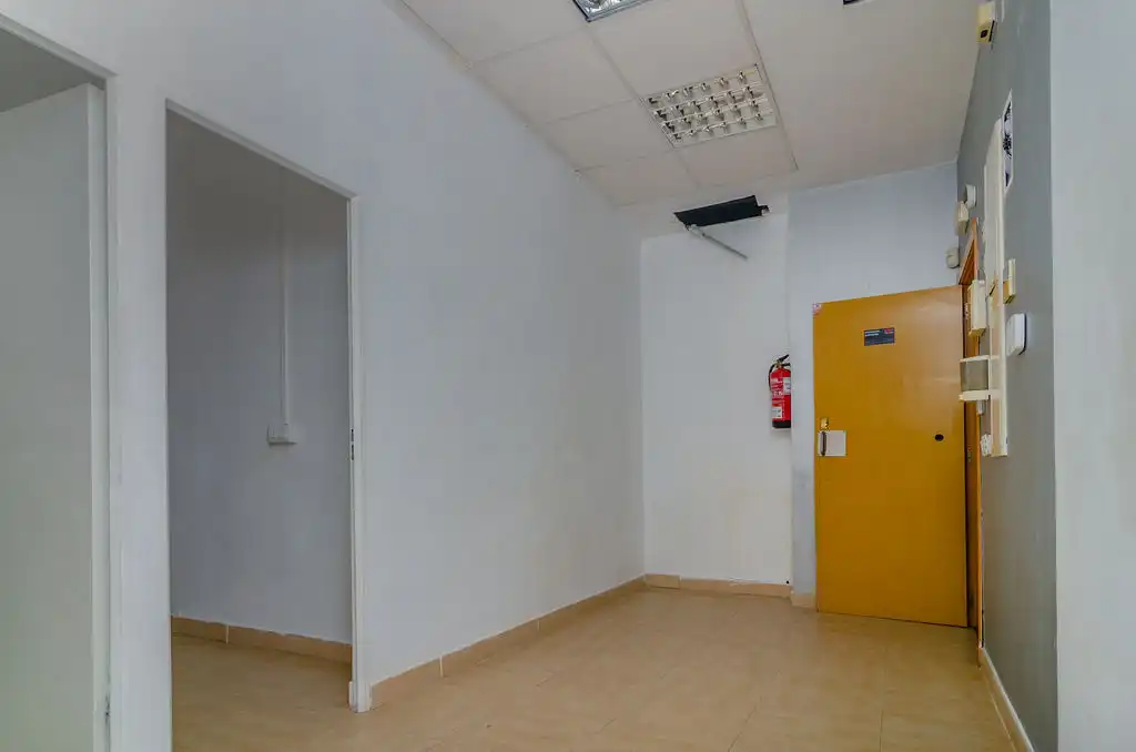 Geschaftsraum zum Verkauf in Cádiz