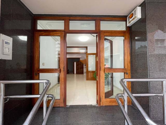 Oficina en Alquiler en Calle La Portalada en Zona Centro