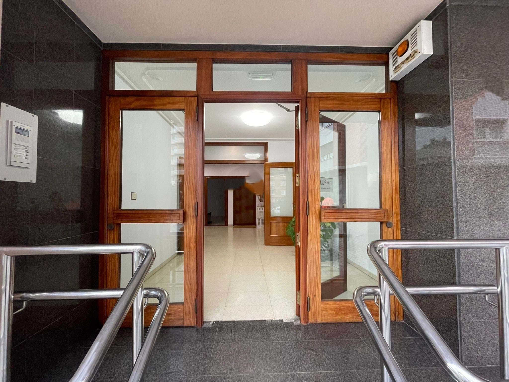 Office to rent in Santurtzi 