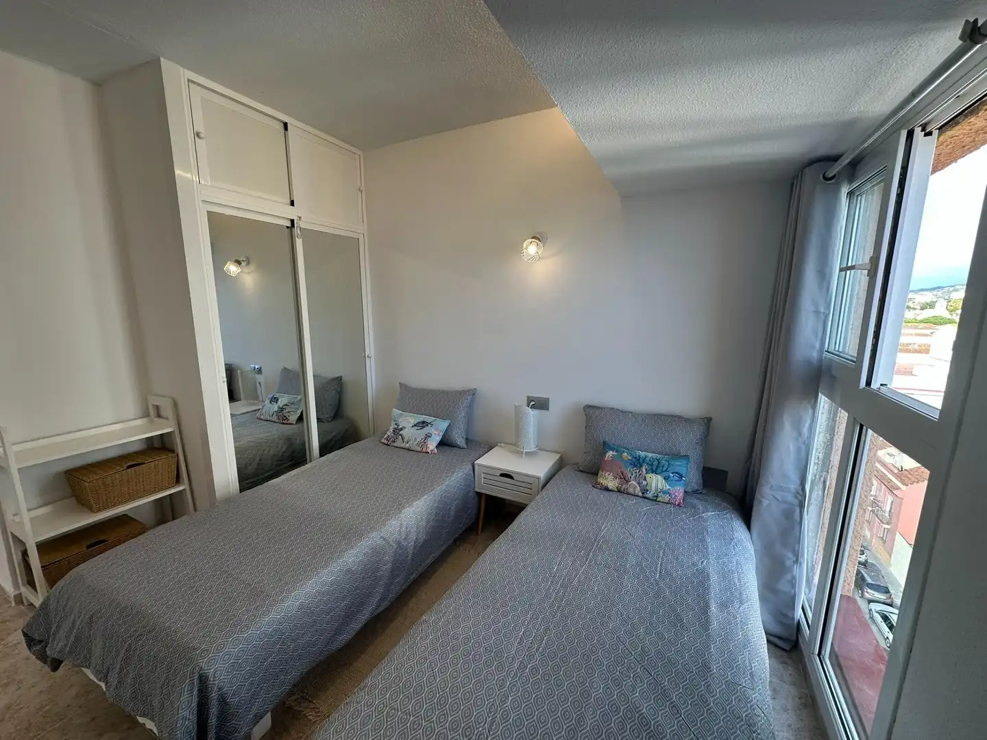 Bedroom of Apartments for rent in Fuengirola  with Air Conditioner, Terrace and Furnished